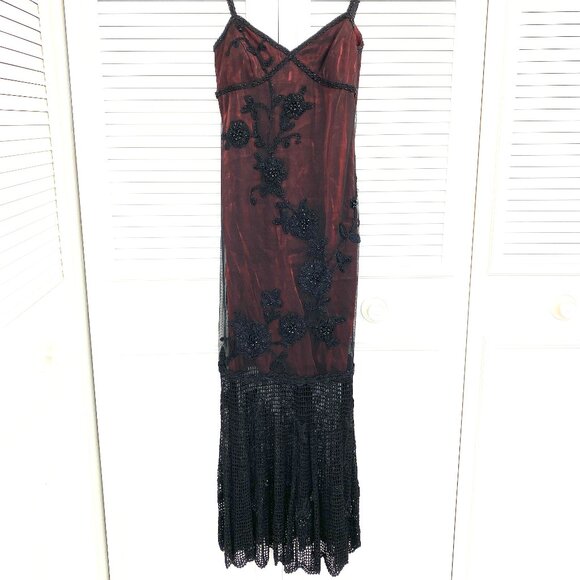Sue Wong Sz. 6 Vintage Rare Iridescent Deep Red and Black Crochet Beaded Gown - Picture 2 of 16